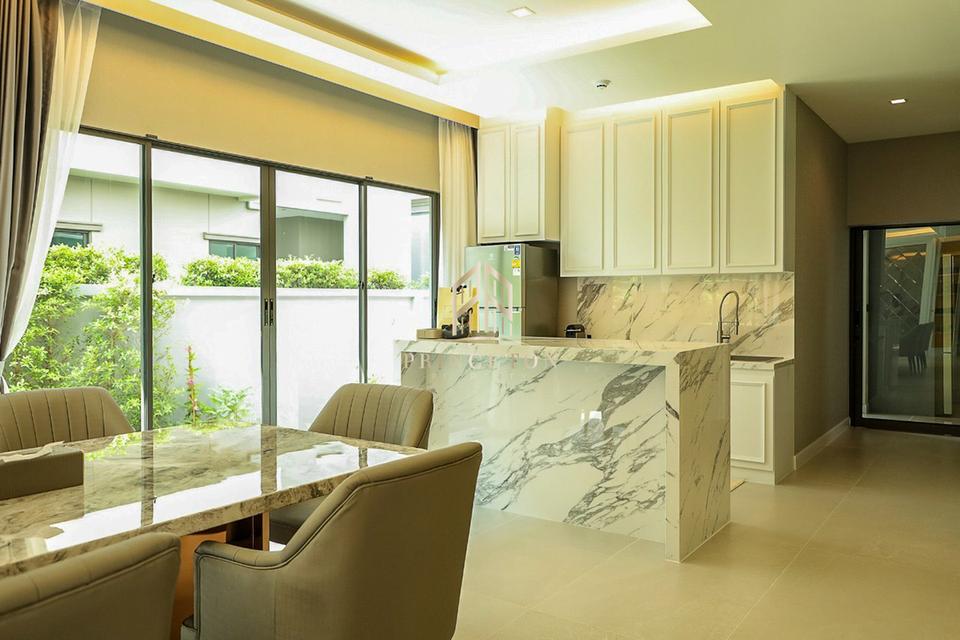 Luxury House For Sale or Rent Grand Bangkok Boulevard Krungthepreetha 4