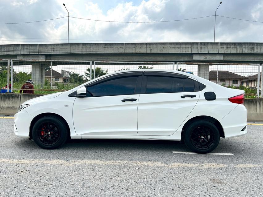 Honda city 1.5S ปี 2019 เลขไมล์ 92,xxx กม.