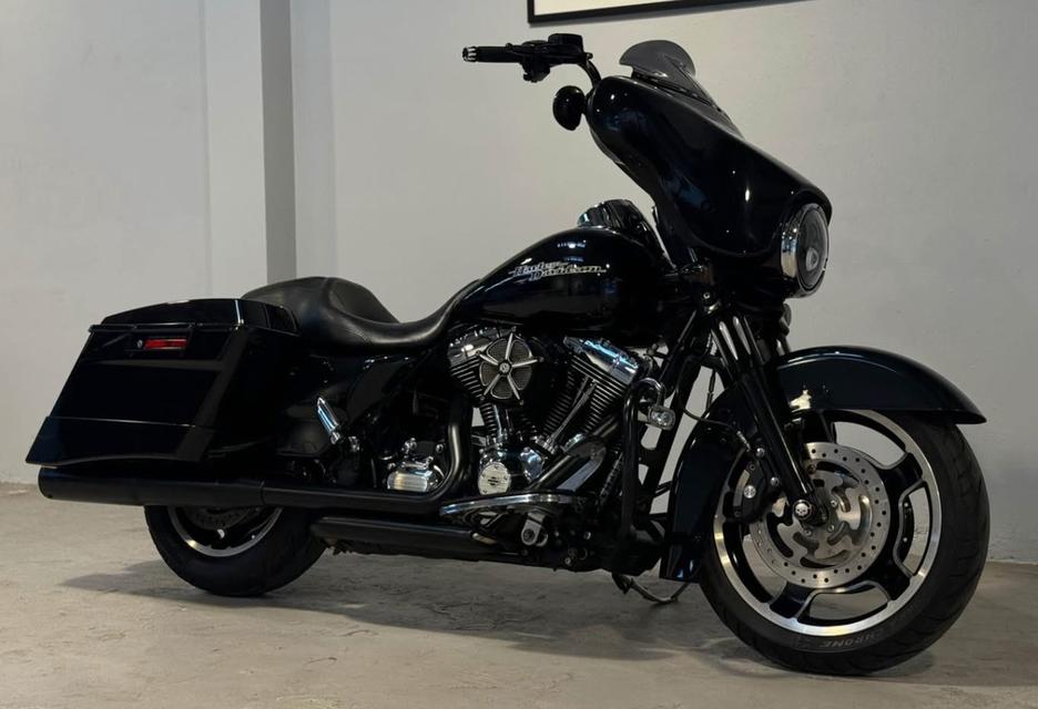 ขายด่วน Harley Davidson Street Glide ของแต่งครบ