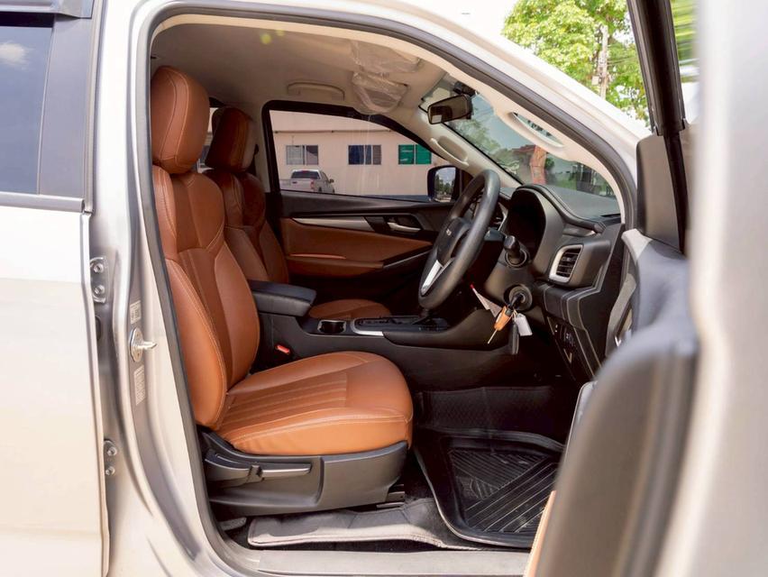ขาย Isuzu MU-X 1.9 Active ปี21 13
