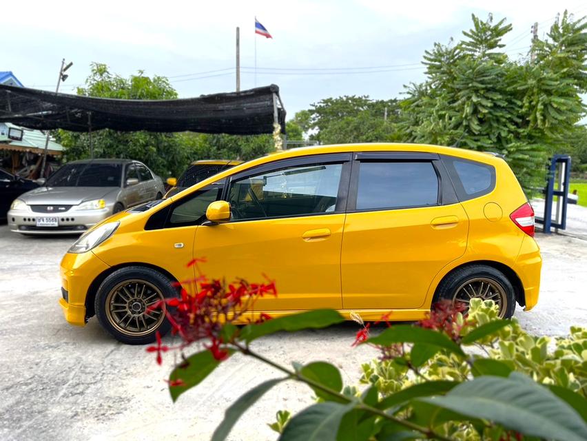 Honda JAZZ GE ออโต้ ปี08 รถบ้านเดิมๆ จัดทรง แต่งหล่อ สีเต็ม100 ภาษี 68 3