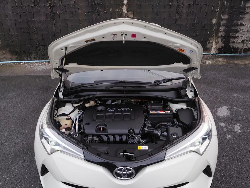 Toyota  Chr 1.8 Mid ปี 2020 10