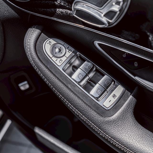 รหัสรถ 67GG517 #Mercedes #Benz #C300e Avantgarde MINORCHANGE แล้ว ปี 2020 10