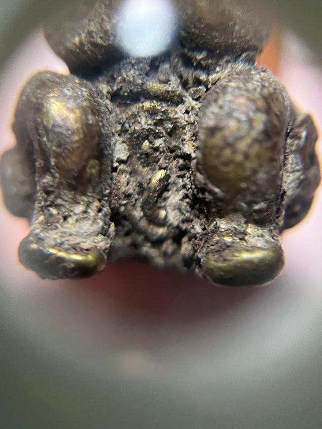 พระปิดตา หลวงพ่อทา วัดพะเนียงแตก พิมพ์เกลอเดี่ยว นั่งยอง เนื้อสำริด 8