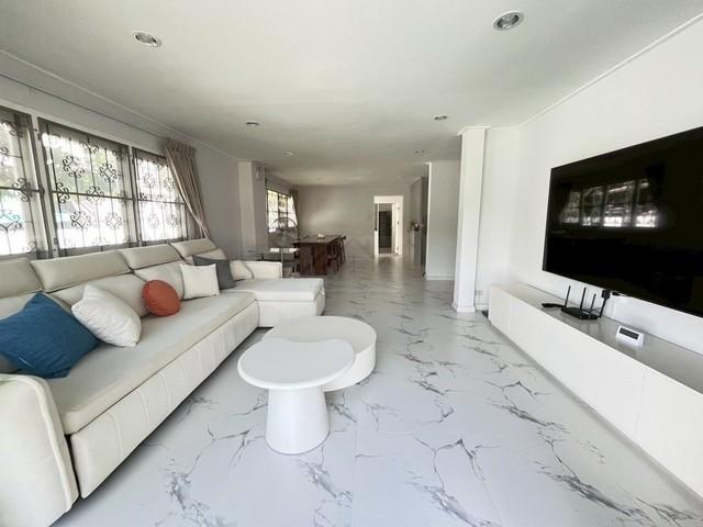 ให้เช่าบ้านเดี่ยว 2 ชั้น 100 ตรว. 4 ห้องนอน หมู่บ้านเมืองทอง 2 โครงการ 3 ซอยพัฒนาการ 53 ตรงข้ามโรงเรียนเตรียมพัฒฯ