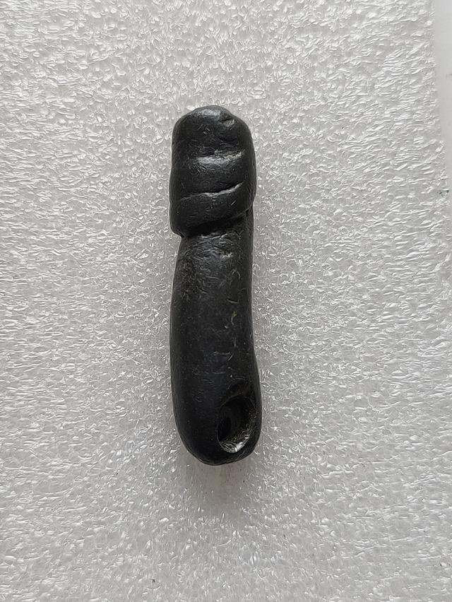 ปลัดขิกเนื้อตะกั่วเก่า