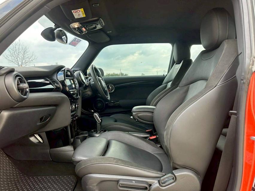 Mini Cooper S Hatch 3 Doors Hightrim F56 LCI ปี 2018 จด 2019 15