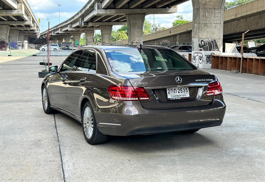 Mercedes Benz E300 BlueTec Hybrid W212 ปี 2013   3