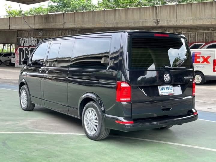 Volkswagen Caravelle ปี 2017 3