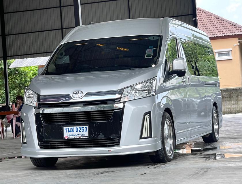 ขาย Toyoya Commuter 2.8 ปี22