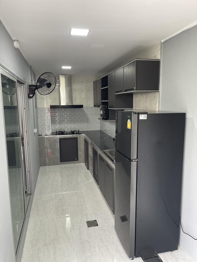 บ้านท้าวเฮ้าส์ 3ห้องนอน 2ห้องน้ำ จอดรถได้2คัน 2