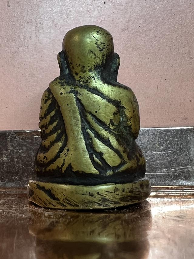 หลวงพ่อเงิน เนื้อทองดอกบวบ รูปย่อยที่ 2