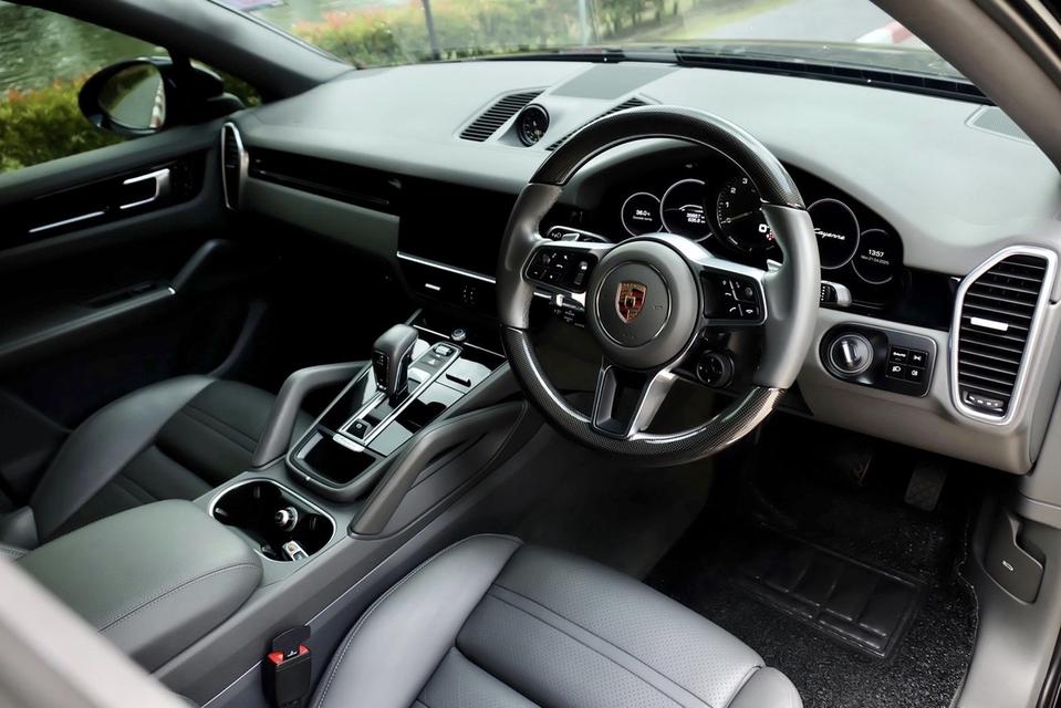 Porsche Cayenne E-Hybrid Coupe 3
