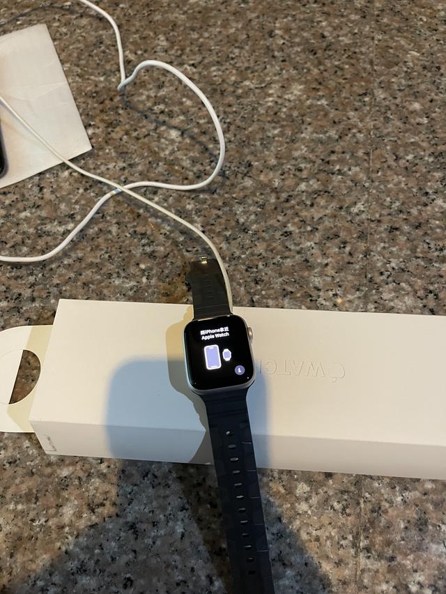 ขายApple WatchSEสีSilver44MMไร้รอยตกใช้งานดีทุกๆฟังชั่นถูกมากกห