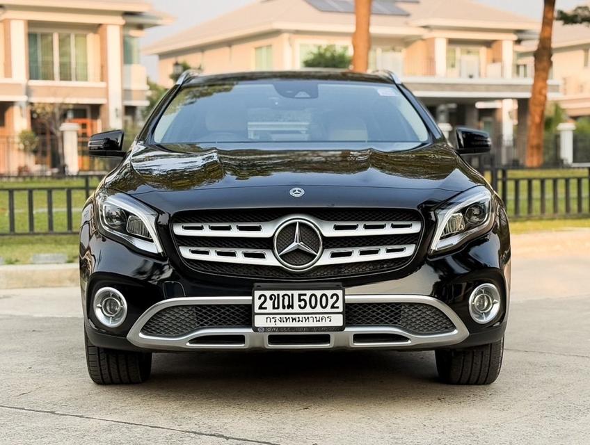 รหัส AVA5002 ✨Mercedes Benz GLA200 Urban ปี 2018 W156 Facelift 2