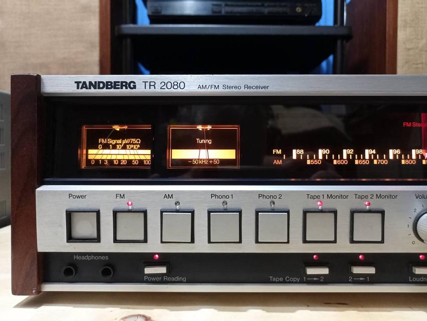 ขายรุ่นใหญ่สุดๆ Monster Stereo FM/AM Receiver / Amplifier TANDBERG TR-2080 รูปที่ 4