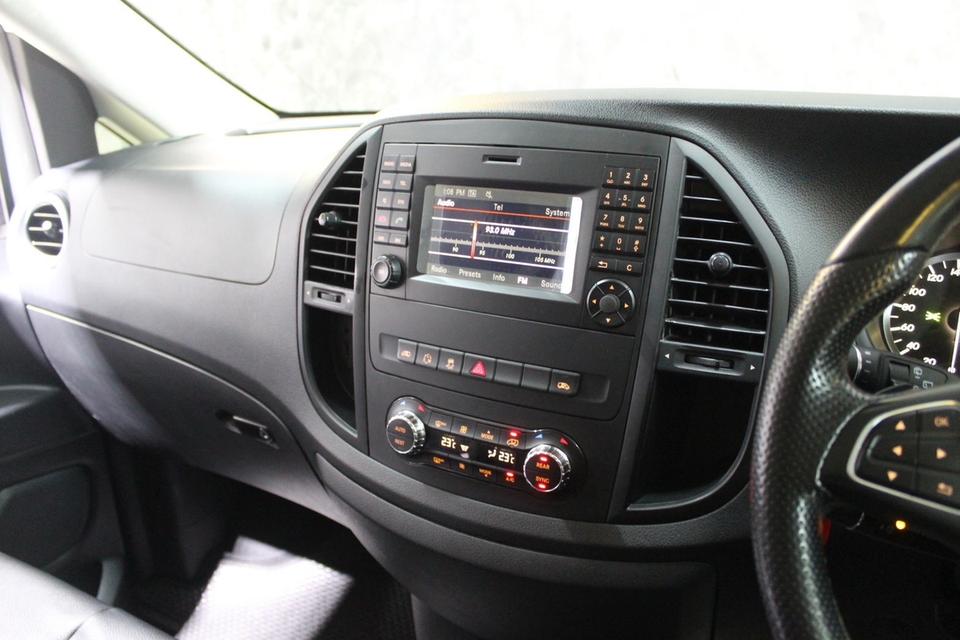 รหัสรถ JRS3443 หรูหราสุดๆกับ Benz Vito ปี 2016 12