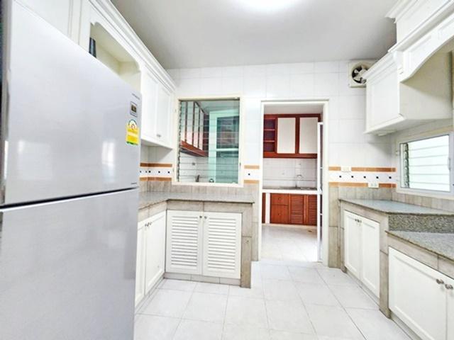 MRT วัชรพล 2.1กม. รามอินทรา 152ตร.วา 500ตร.ม. ให้เช่า คฤหาสน์หรู 2 ชั้น 2 หลังใหญ่ติดกัน 6นอน 4น้ำ บิ้วท์อินครบ ตลาดถนอม 7