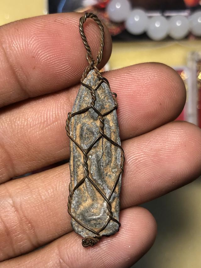 ยกชุดพระเนื้อชินลึกลับไม่ทราบที่สามองค์ 200รวมส่งครับ🙏🏻🥰 6