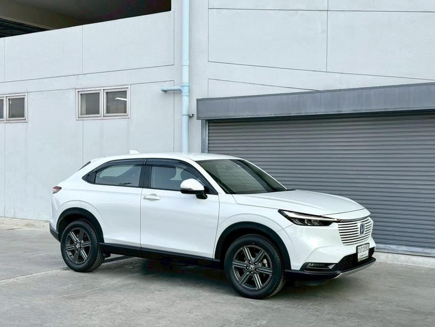 HONDA HRV 1.5EL e-HEV 2022 สีขาว ประหยัดน้ำมัน ไมล์น้อย มือเดียว