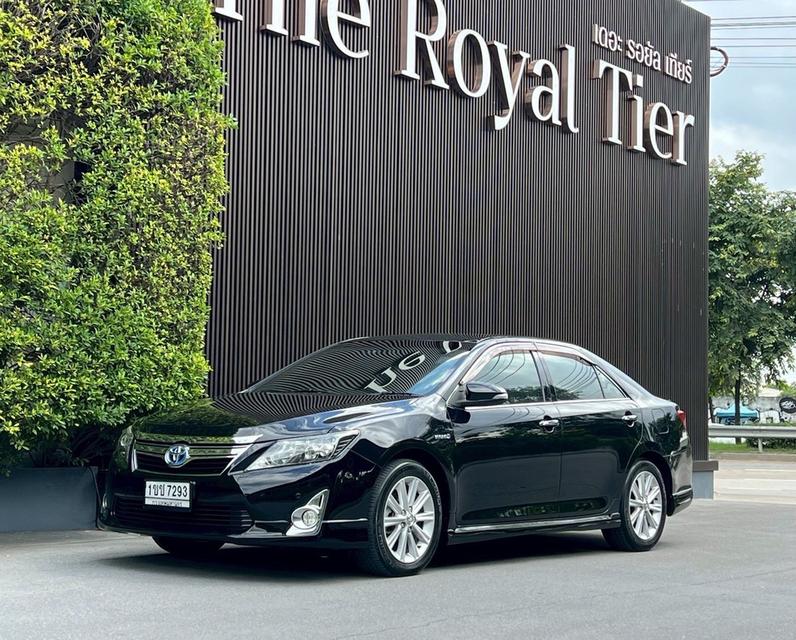 รหัสรถ AP7293 TOYOTA CAMRY 2.5 Hybrid DVD รถปี2013 จด14