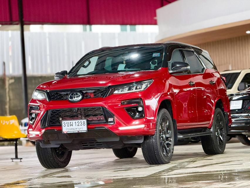 Toyota Fortuner 2.8GR Sport 4wd ปี22