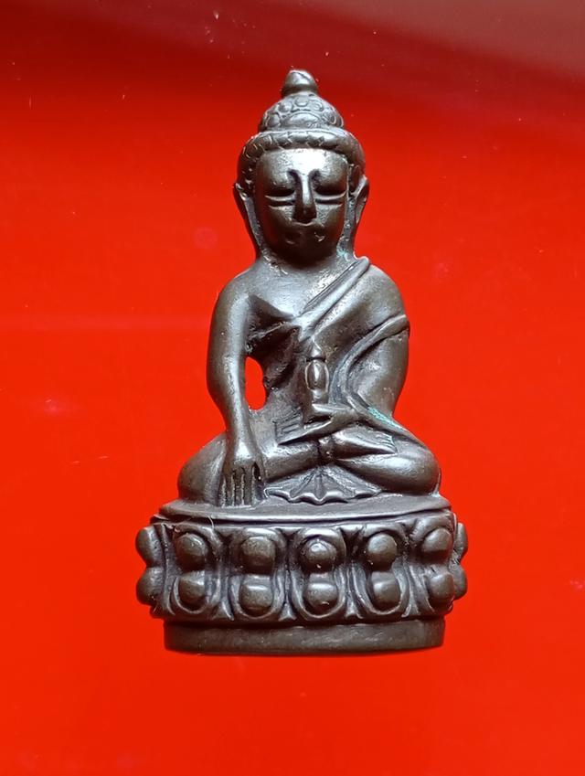 พระกรี่งวัด สุทัศนั