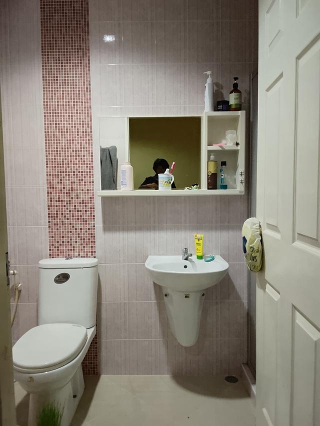 บ้านทาวน์เฮ้าส์ 2 ชั้น 3 ห้องนอน 2 ห้องน้ำ 11