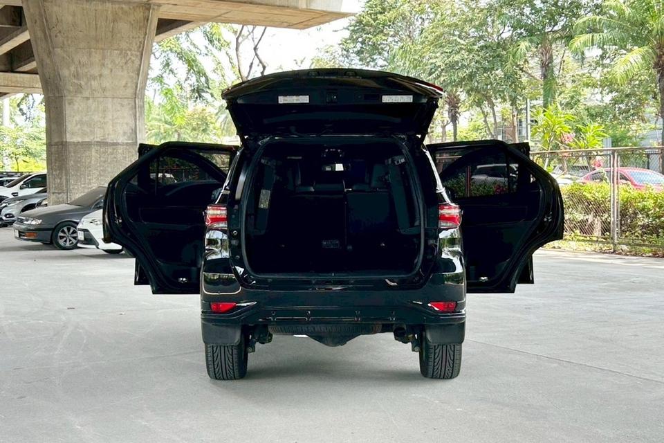 🔥ฟรีดาวน์ FORUNER GR SPORT รถสวย ปีใหม่ ไมล์น้อย  Toyota FORTUNER 2.8 GR SPORT 4WD AT ปี 2021 รูปที่ 10