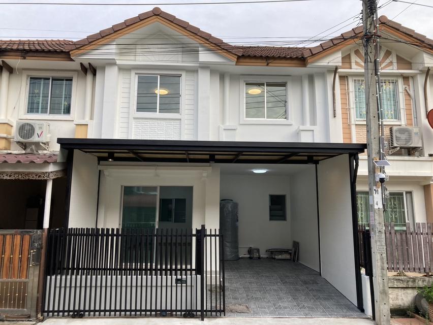 ขายทาวน์เฮ้าส์ 2 ชั้น รีโนเวทใหม่ หมู่บ้านพฤกษาวิลล์4 เพชรเกษม69 หนองแขม 3