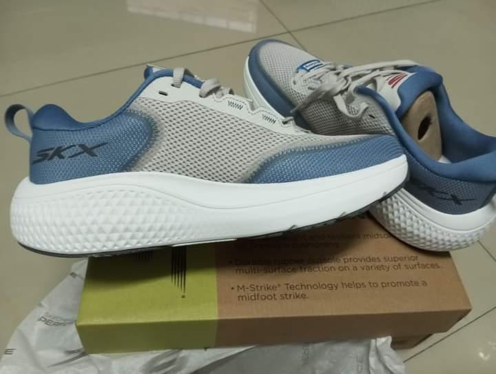 SKECHERS GORUN SUPERSONIC MAX 3