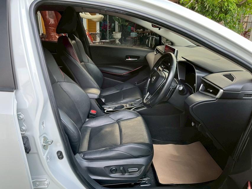 TOYOTA ALTIS 1.8 GR SPORT AT 2021 15