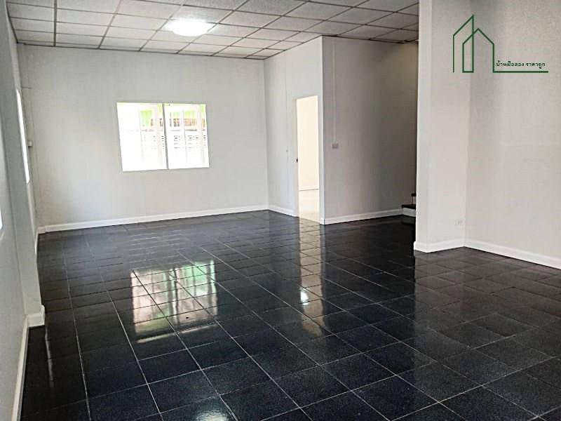 บ้านเดี่ยว 2 ชั้น 60 ตร.วา. หมู่บ้านพาราไดซ์ ถนนร่มเกล้า 19 ลาดกระบัง 10