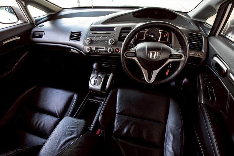 Honda Civic Fd 1.8E ปี 2009 สีเทา เกียร์ออโต้ 15
