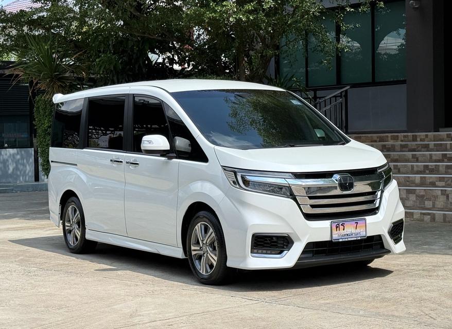 2022 HONDA STEPWAGON G-EX รถมือเดียวออกป้ายแดง รถวิ่งน้อยเพียง 29,000 กม ตัวรถเป็นรุ่น TOP สุดครับ