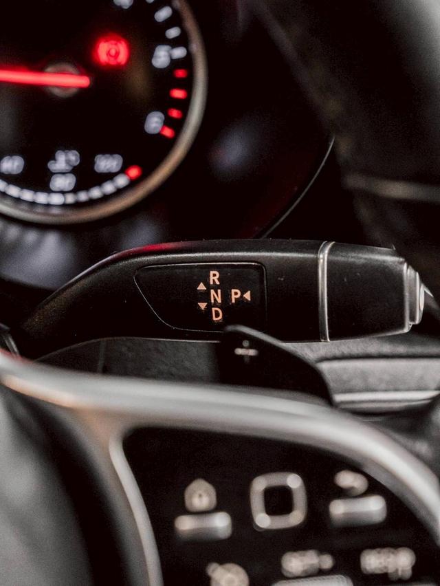 รหัสรถ 67GG6872 Benz GLC 220d 2021 มือเดียว 11