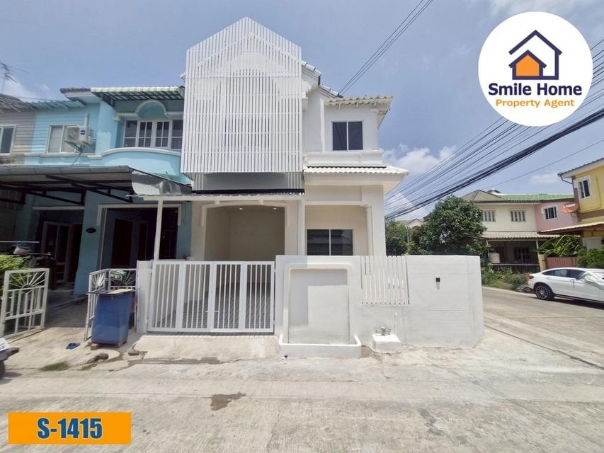 ลัลลี่วิลล์1 ซอยมังกร แพรกษา สมุทรปราการ หลังริมรีโนเวทใหม่ 1