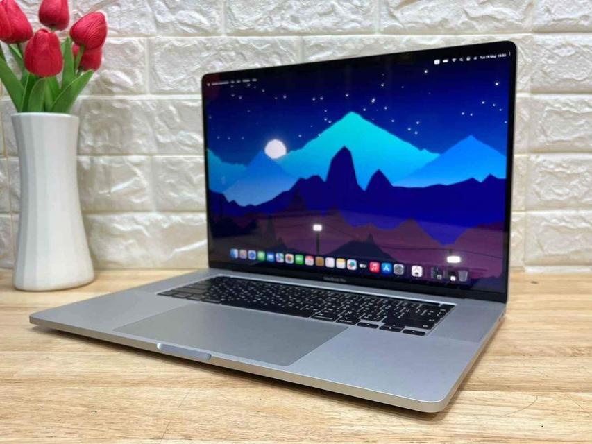 มือ2 MacBook Pro 16-inch,2019 Four Thunderbolt 3 ports 8-Core Intel Core i9 Ram16GB SSD1TB Silver 2