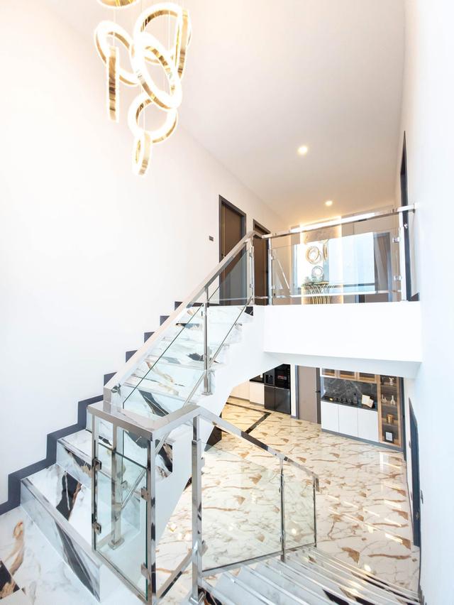 Pool villa style modern Pattaya Ekmongkhol Thepprasit  2