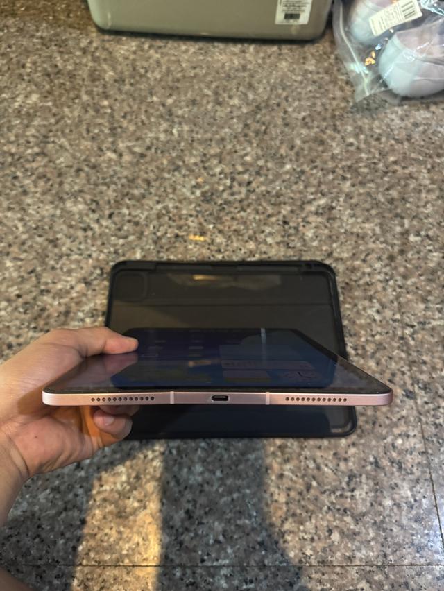 ขายiPadAir4สีใหม่หายากPink64กิ๊กWifi Celluerใส่ซิมได้ไร้รอยจอใสขาวไม่มีไบร้ไม่มีเหลืองหายากมากๆ