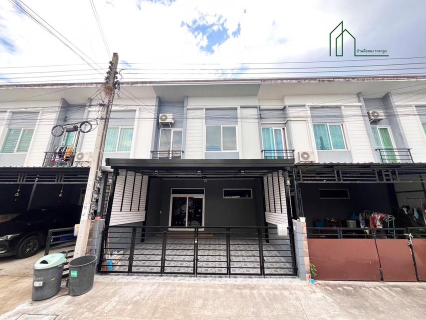 ทาวน์เฮาส์ หมู่บ้านกัสโต้ บางนา - สุวรรณภูมิ ซ.วัดศรีวารีน้อย รีโนเวทพร้อมอยู่ 