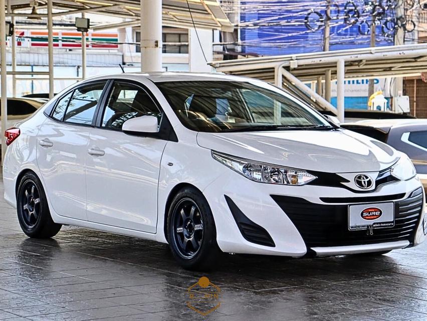 รถยนต์ toyota