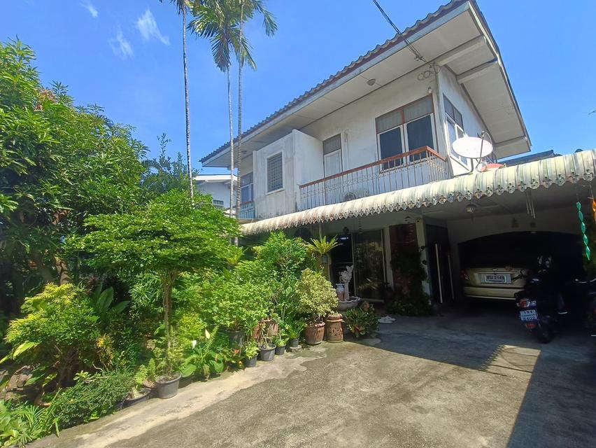 ขายบ้านเดี่ยว 2ชั้น ทำเลทอง นาคนิวาส 27 แยก 40 เขตลาดพร้าว จังหวัดกรุงเทพมหานคร 2