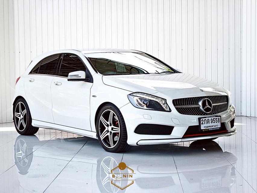 รถยนต์ Benz 2