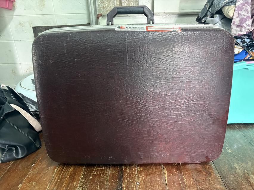 กระเป๋าเดินทางโบราณ Diplomat 6