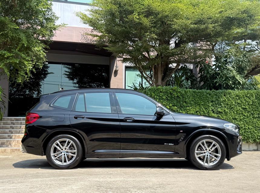 2019 BMW X3 MSPORT G01  รถมือเดียวออกป้ายแดง  รถวิ่งน้อย เข้าศูนย์ตามระยะ รถไม่เคยมีอุบัติเหตุครับ รูปที่ 2