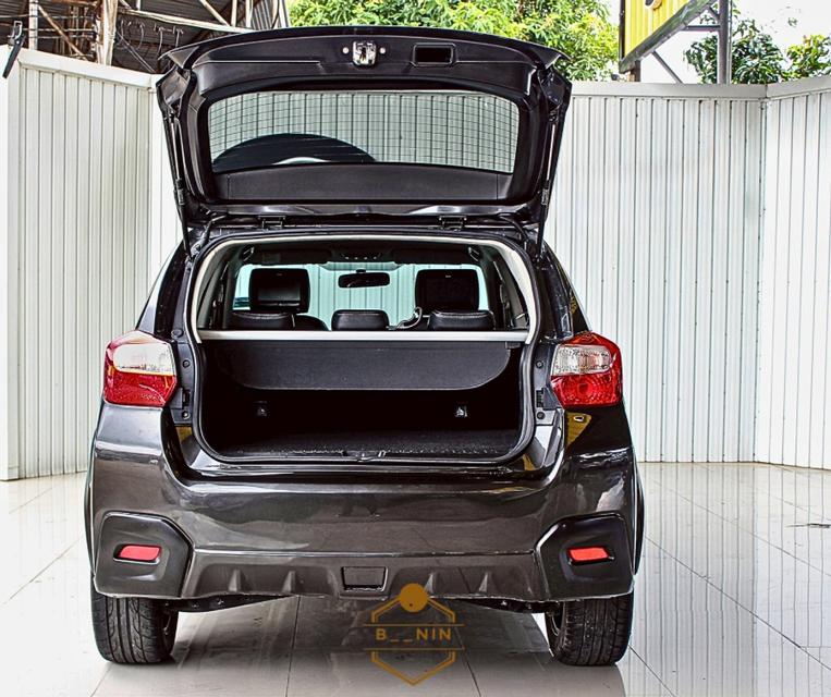 รถยนต์ subaru 8
