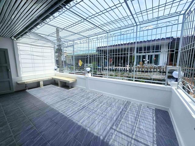 MRT ห้วยขวาง 500ม. 3นอน รร.นานาชาติรีเจนท์ 1.2 กม.ประชาราษฏร์บำเพ็ญ 10-18 ตลาดสดห้วยขวาง 1.4 กม.ทาวน์เฮ้าส์ 2 ชั้น รีโนเ 8