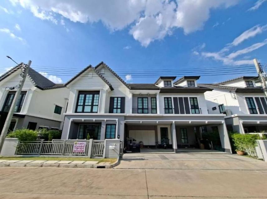 บ้านเดี่ยวบุราสิริปัญญาอินทรา 1