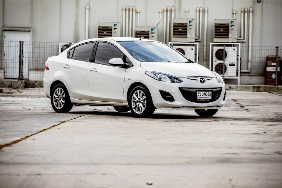 Mazda2 1.5 Groove Sedan ปี 2011 สีขาว เกียร์ออโต้ 5